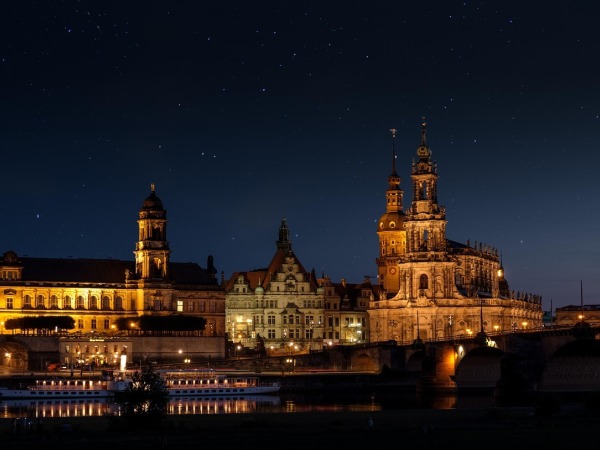 Dresden Flughafen Transfers (DRS) 