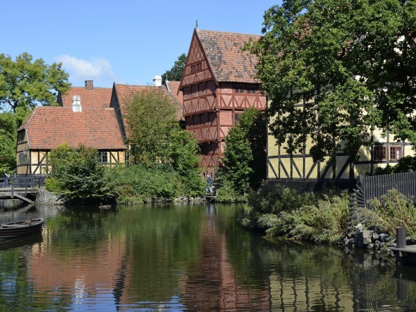 Lennujaamatransfeerid Aarhus (AAR) 