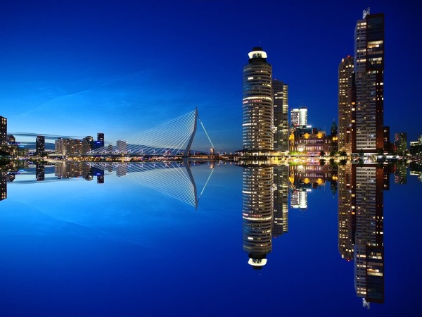 Rotterdam Airport Transfers (RTM) 